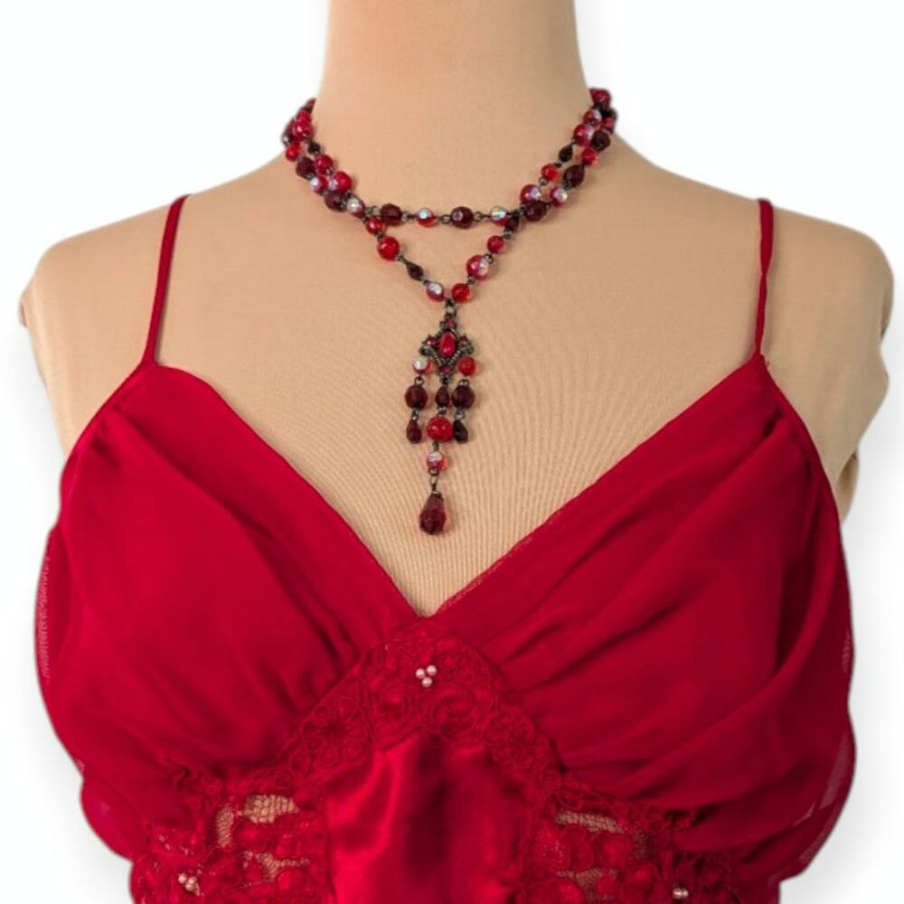 Garnet Red Beaded Choker with y-drop pendant